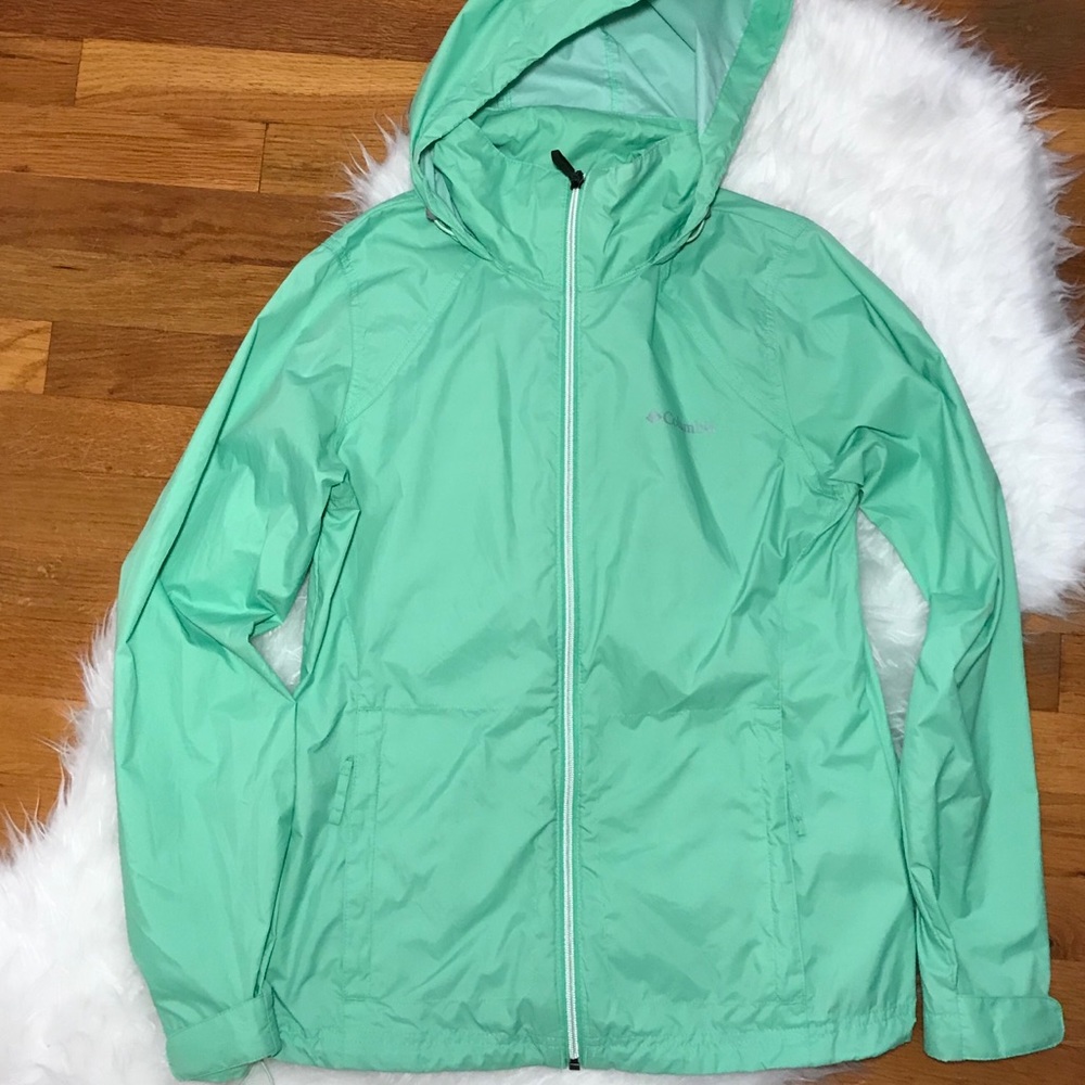 Columbia rain jacket windbreaker